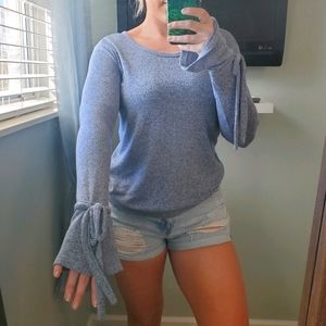 Soft lightweight blue/gray sweater